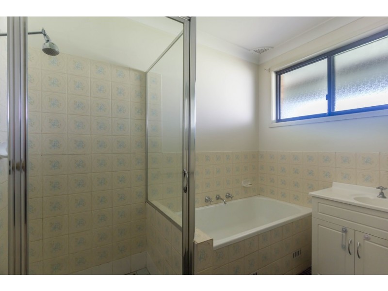 3 Brigalow Avenue, Casula NSW 2170