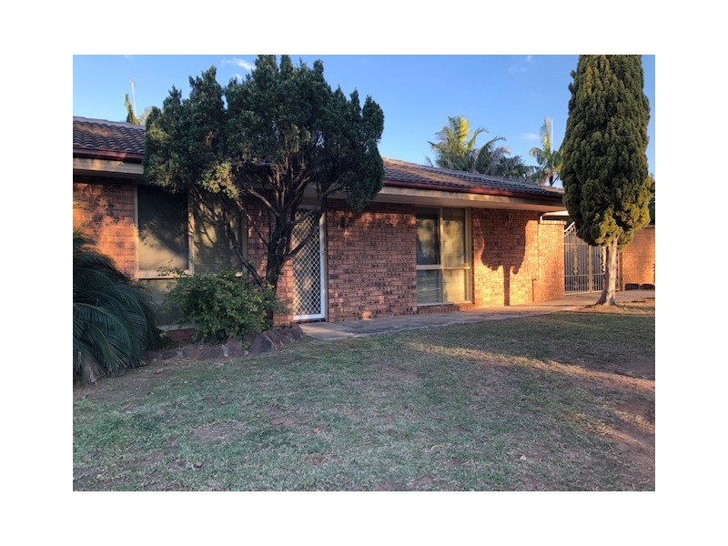 3 Brigalow Avenue, Casula NSW 2170