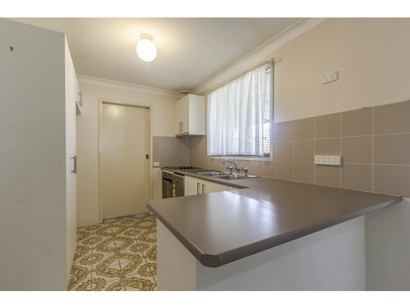 3 Brigalow Avenue, Casula NSW 2170