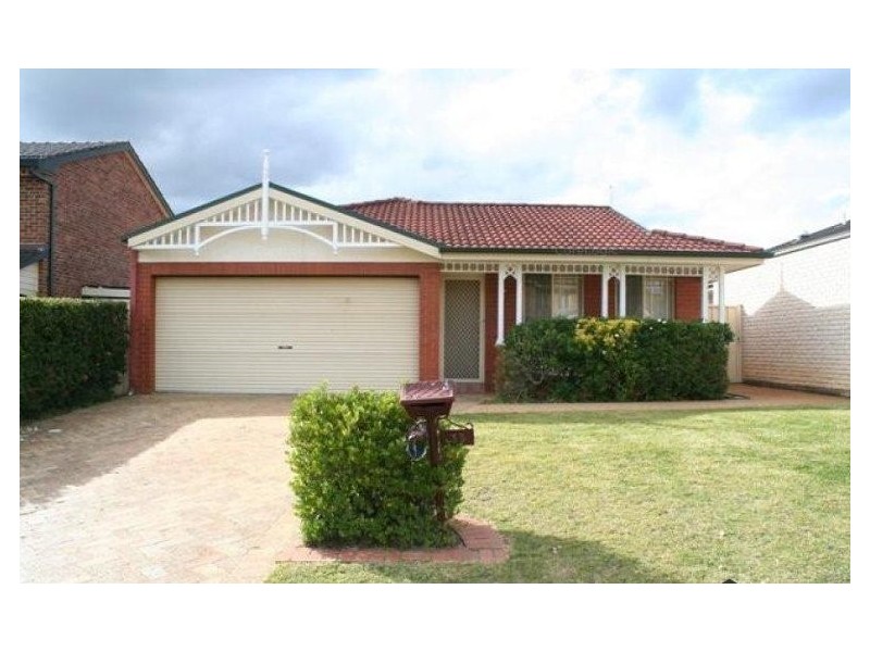 33 Ellesmere Court, Wattle Grove NSW 2173