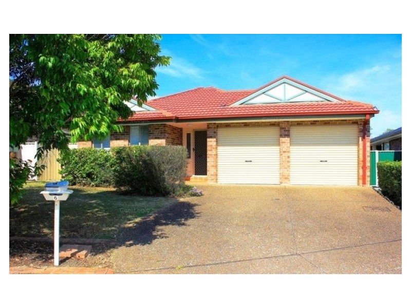 6 Corryton Court, Wattle Grove NSW 2173