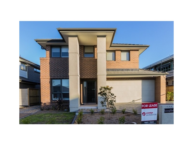 125 Maddecks Avenue, Moorebank NSW 2170