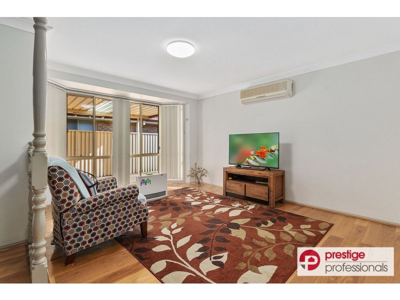 16 Kinchega Court, Wattle Grove NSW 2173