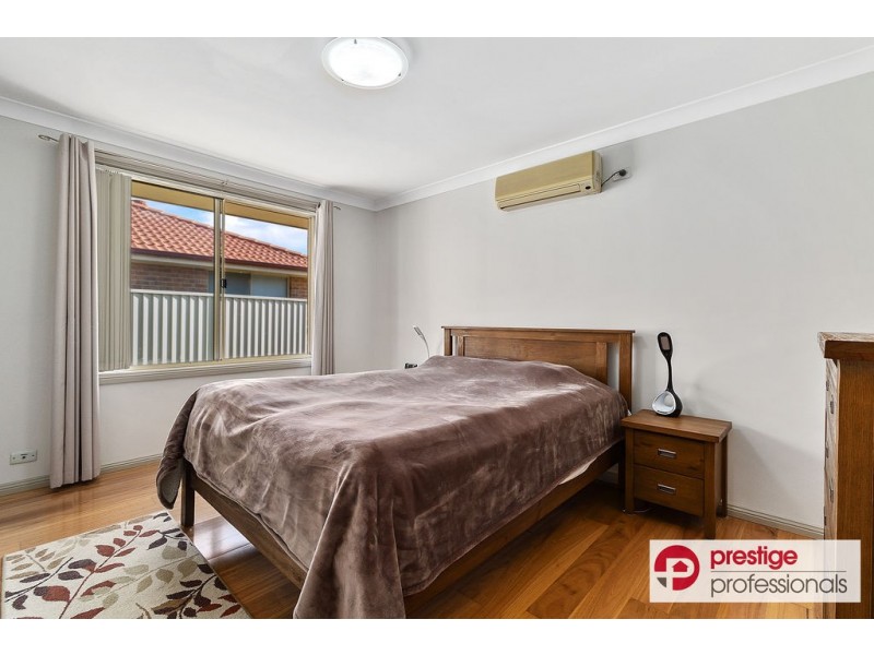 16 Kinchega Court, Wattle Grove NSW 2173