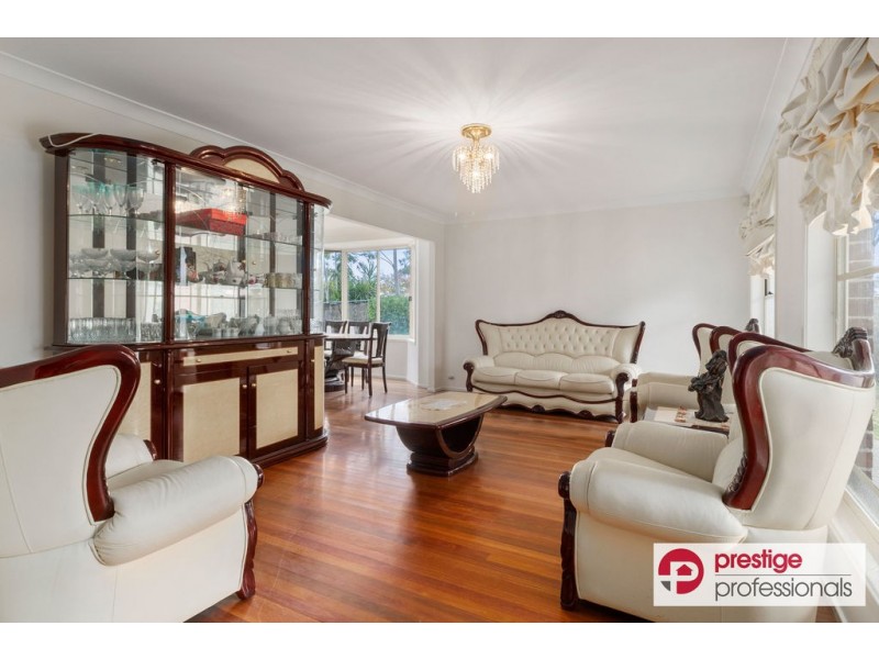 32 Cressbrook Drive, Wattle Grove NSW 2173