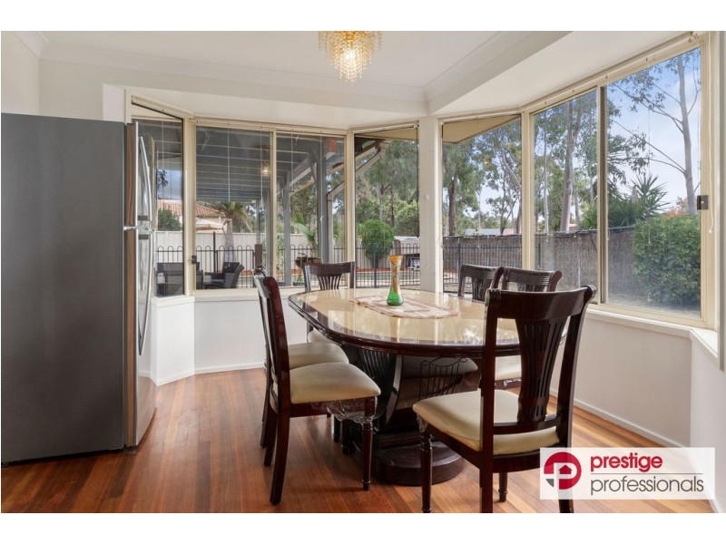 32 Cressbrook Drive, Wattle Grove NSW 2173