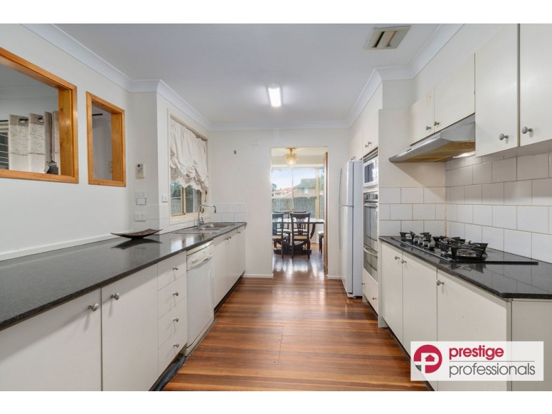 32 Cressbrook Drive, Wattle Grove NSW 2173