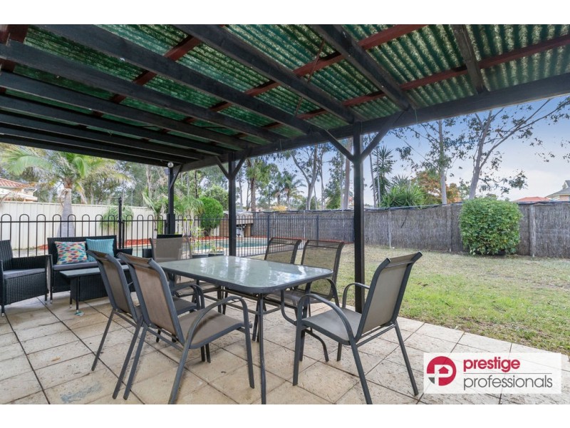32 Cressbrook Drive, Wattle Grove NSW 2173