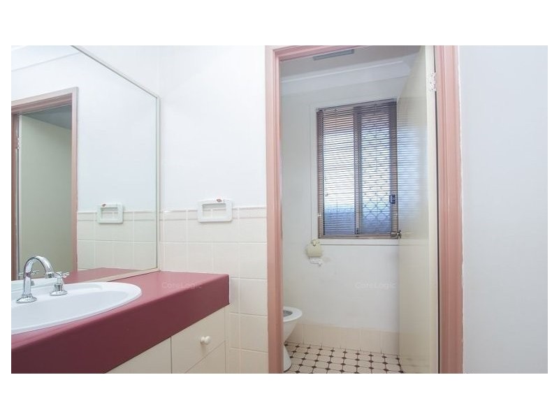 26 Bundarra Court, Wattle Grove NSW 2173