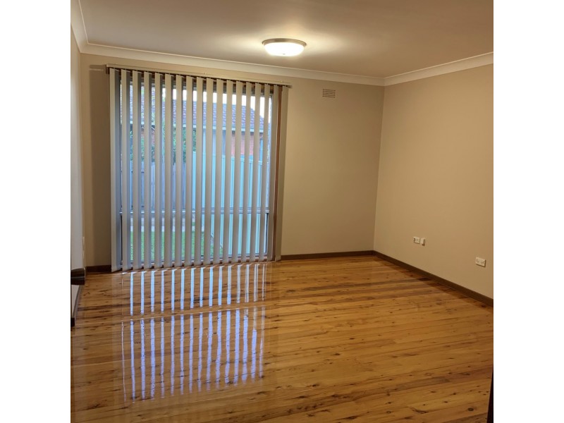 6 Chauvel Avenue, Wattle Grove NSW 2173