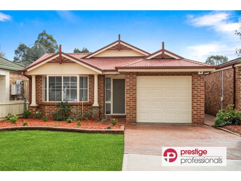 8 Tweed Court, Wattle Grove NSW 2173