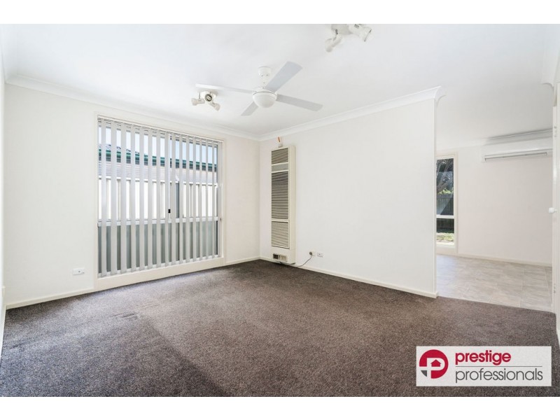 9 Brownlow Court, Wattle Grove NSW 2173