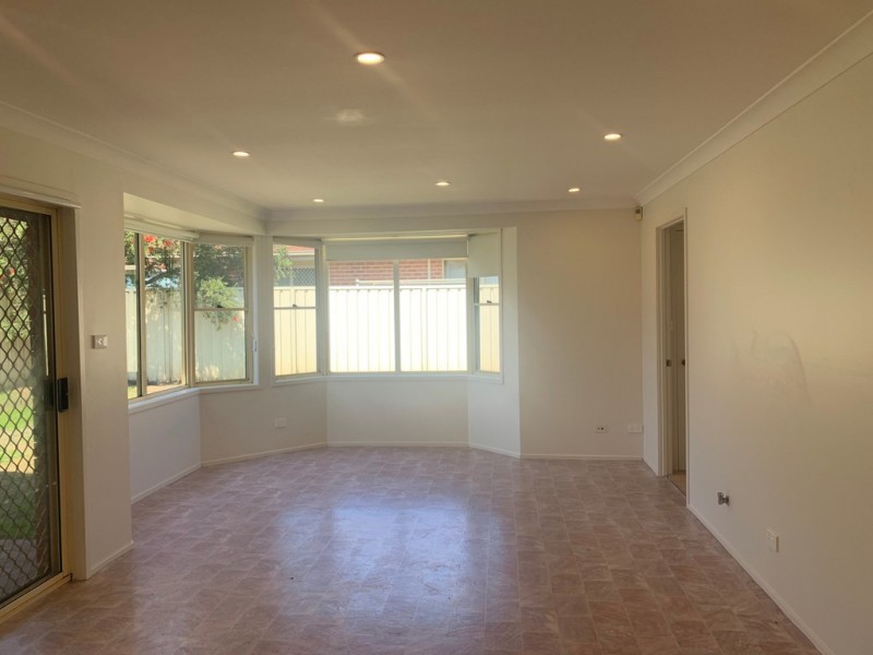 38 Beltana Court, Wattle Grove NSW 2173