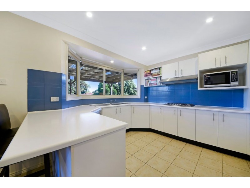 22 Implexa Court, Wattle Grove NSW 2173