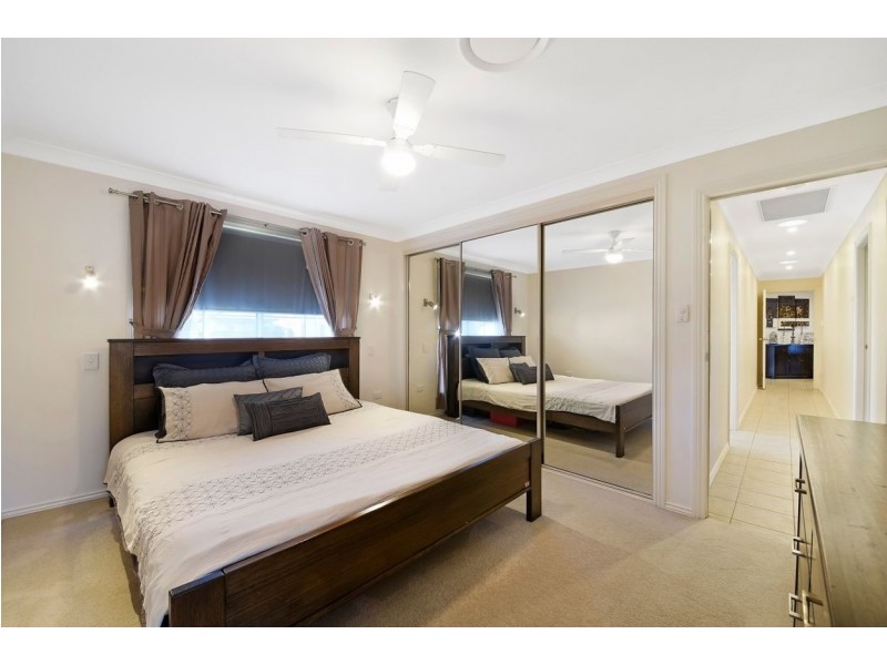 22 Implexa Court, Wattle Grove NSW 2173