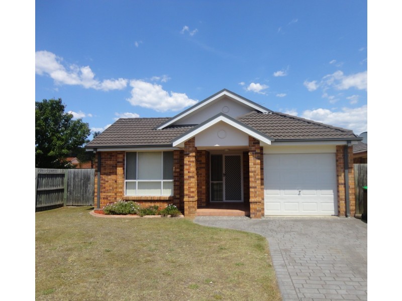 15 Kinchega Court, Wattle Grove NSW 2173