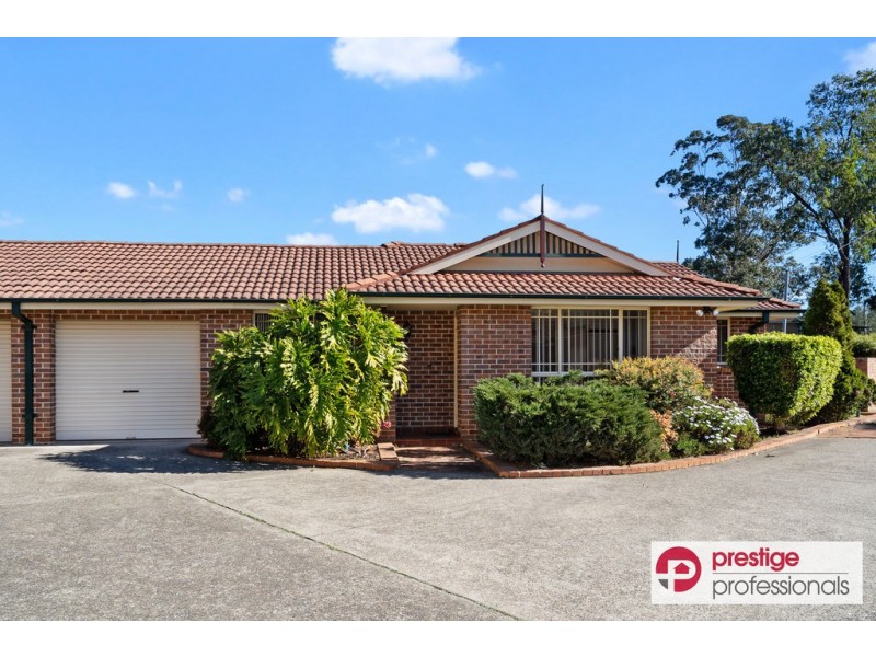 1/3 Carinya Place, Moorebank NSW 2170