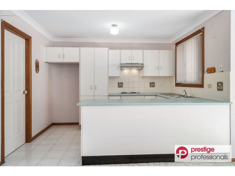 1/3 Carinya Place, Moorebank NSW 2170