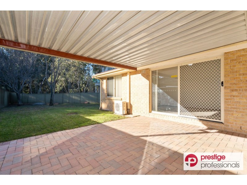 8 Bibury Close, Chipping Norton NSW 2170