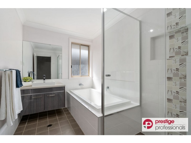 52 Biddle Street, Moorebank NSW 2170