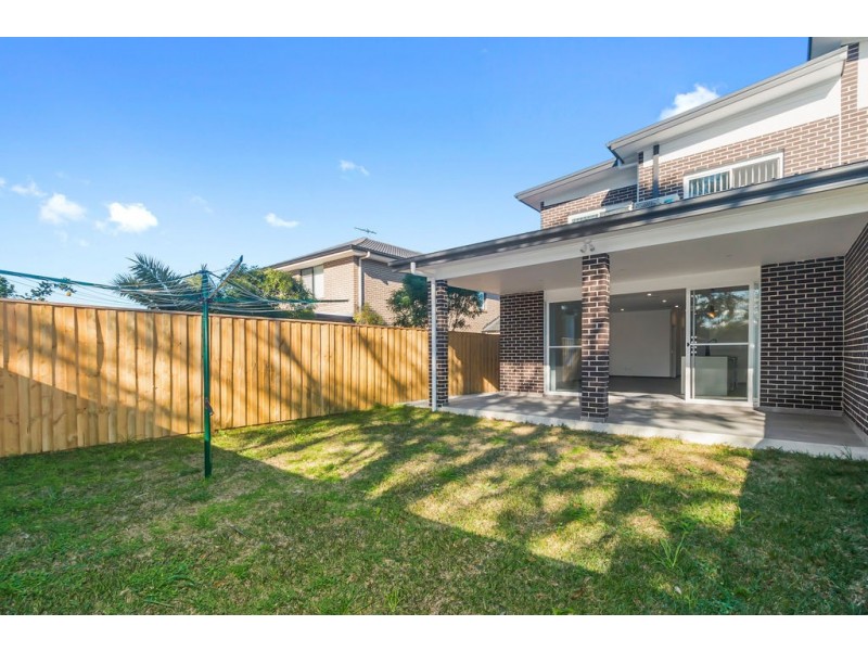 9A Brallos Avenue, Holsworthy NSW 2173