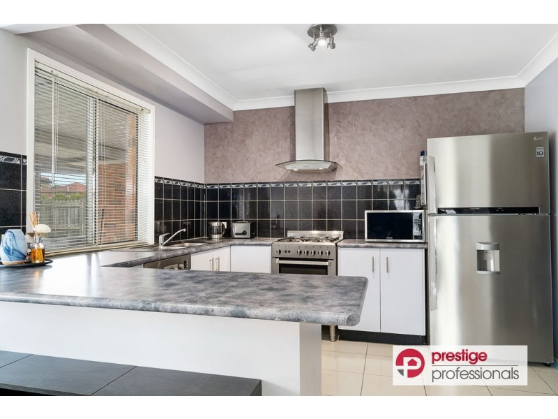 21 Wimbledon Court, Wattle Grove NSW 2173