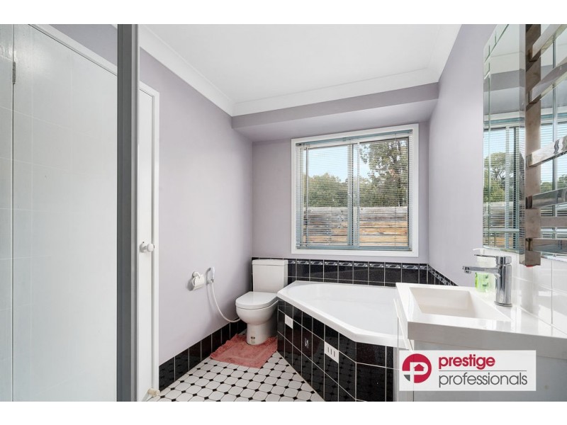 21 Wimbledon Court, Wattle Grove NSW 2173