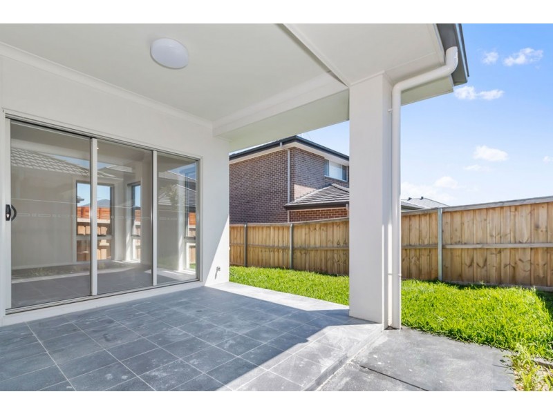 26 Faulkner Way, Edmondson Park NSW 2174