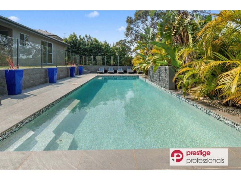 14 River Heights Road, Pleasure Point NSW 2172