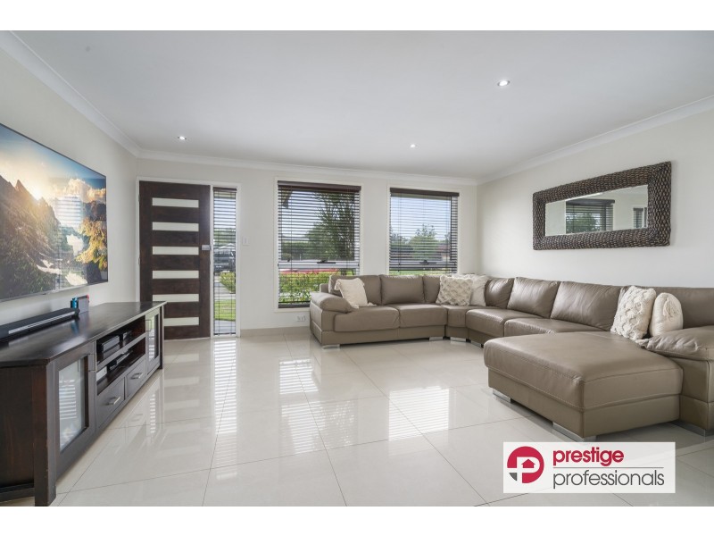 14 Blamey Road, Wattle Grove NSW 2173