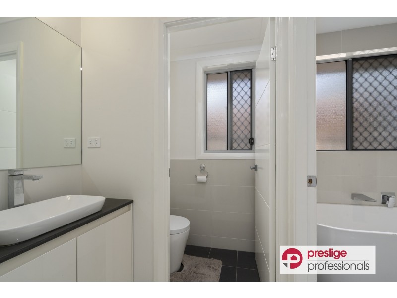 6B Bodalla Court, Wattle Grove NSW 2173