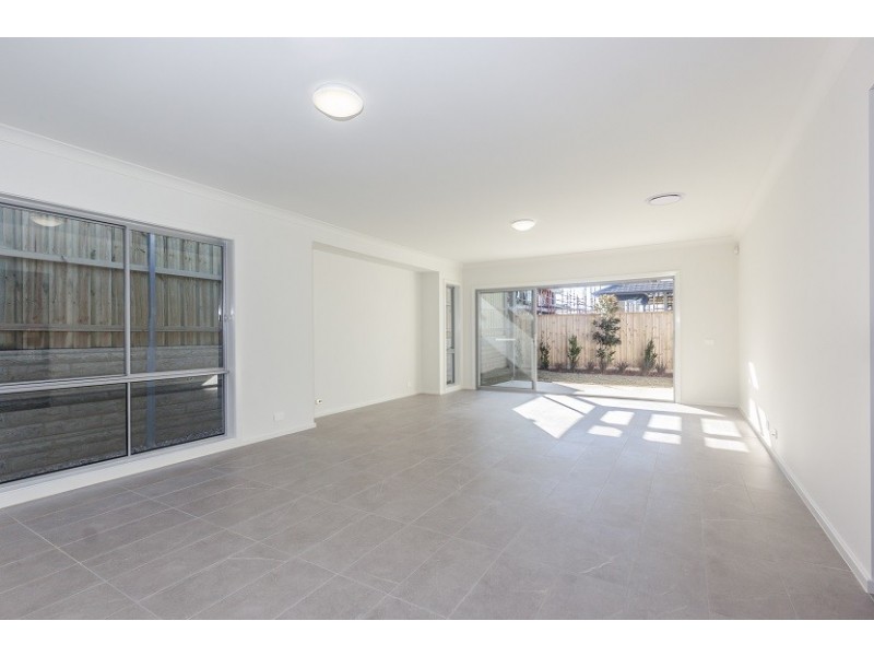 5 Desmond Avenue, Moorebank NSW 2170