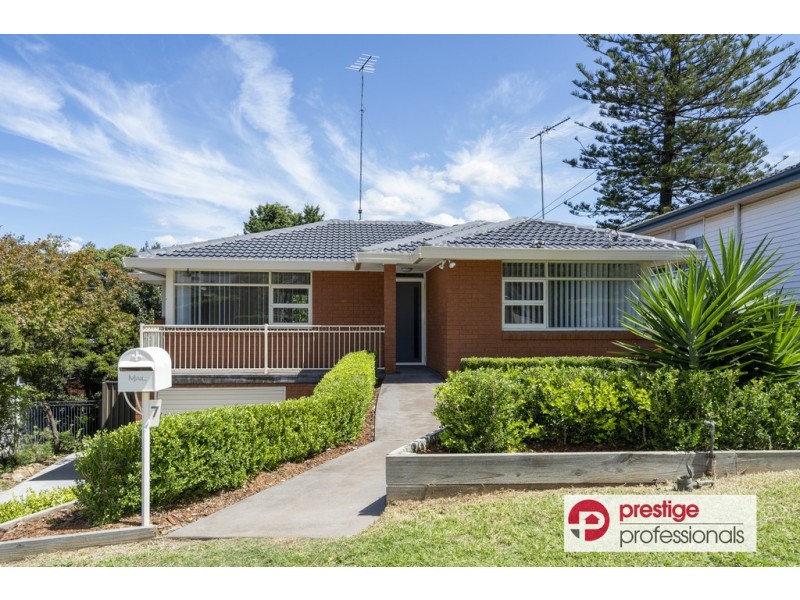 7 Perry Crescent, Engadine NSW 2233