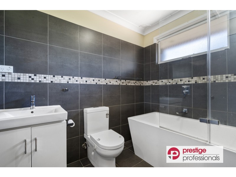 7 Perry Crescent, Engadine NSW 2233