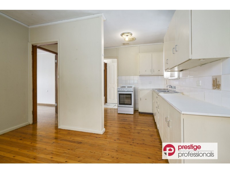 76 Derna Road, Holsworthy NSW 2173