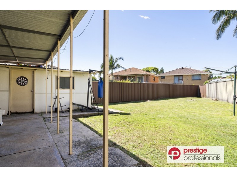 3 Brigalow Avenue, Casula NSW 2170