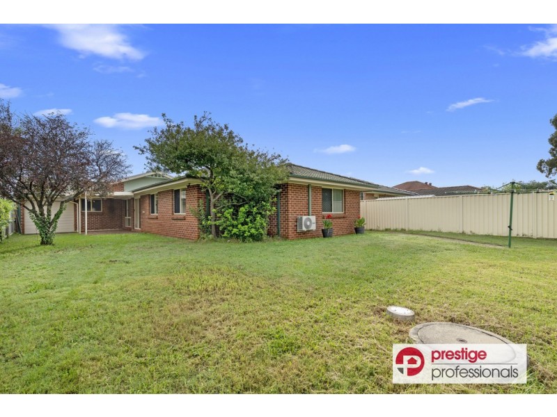 24 Bodalla Court, Wattle Grove NSW 2173
