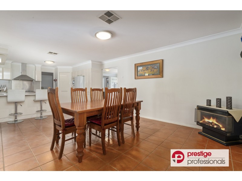 52 Brallos Avenue, Holsworthy NSW 2173