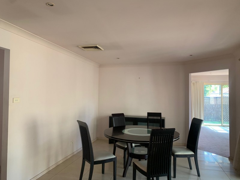 41 Como Court, Wattle Grove NSW 2173