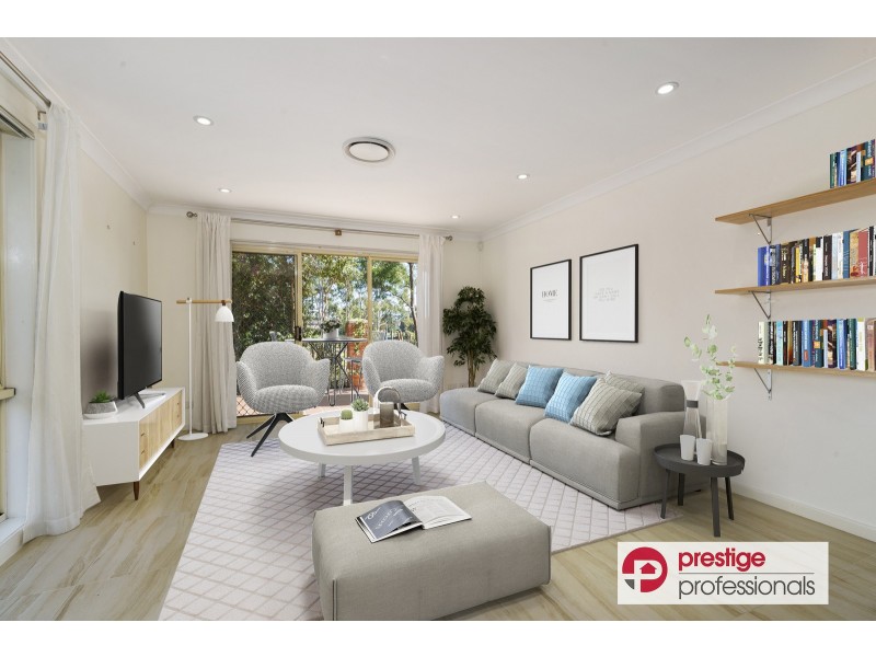 8 Ellerston Court, Wattle Grove NSW 2173