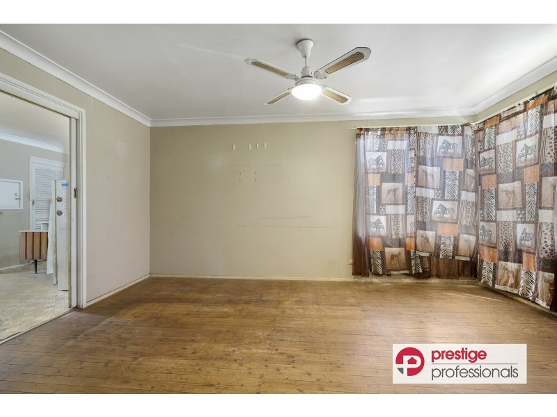 53 Renton Avenue, Moorebank NSW 2170