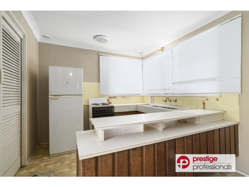 53 Renton Avenue, Moorebank NSW 2170