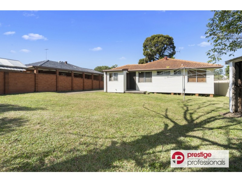 53 Renton Avenue, Moorebank NSW 2170