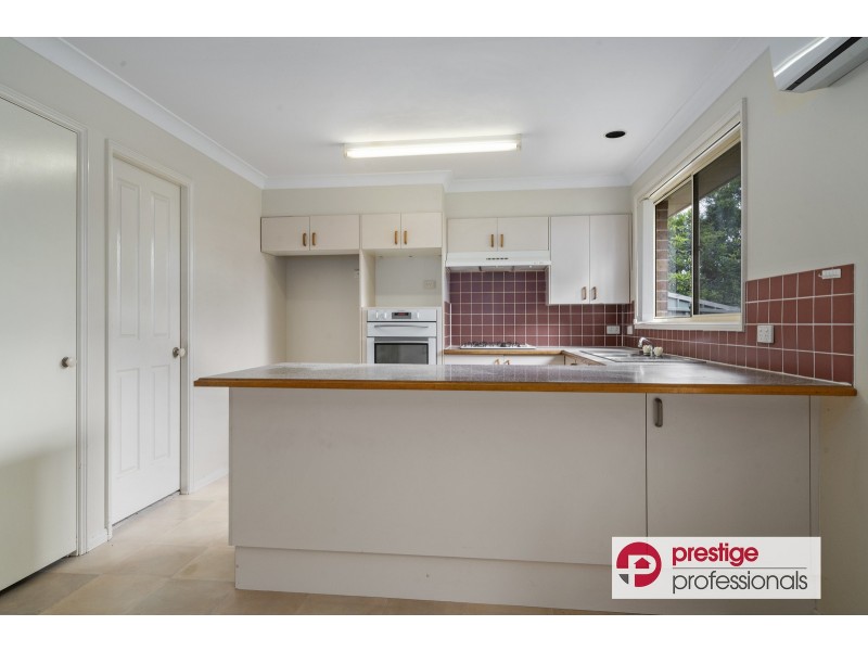 8 Kirkham Mews, Wattle Grove NSW 2173