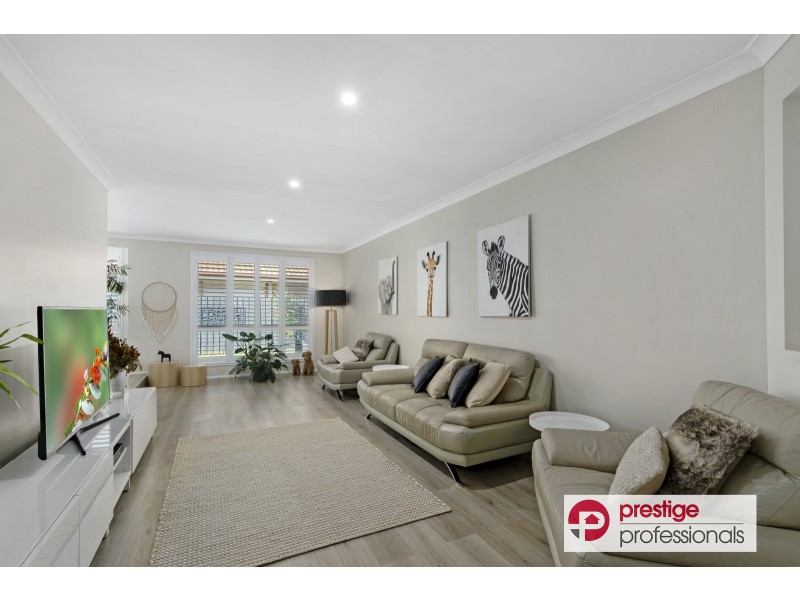 27 Todd Court, Wattle Grove NSW 2173