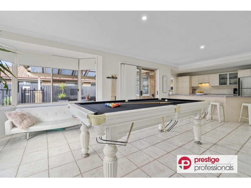 27 Todd Court, Wattle Grove NSW 2173