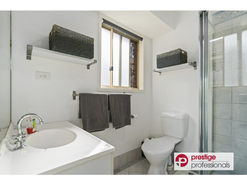 27 Todd Court, Wattle Grove NSW 2173