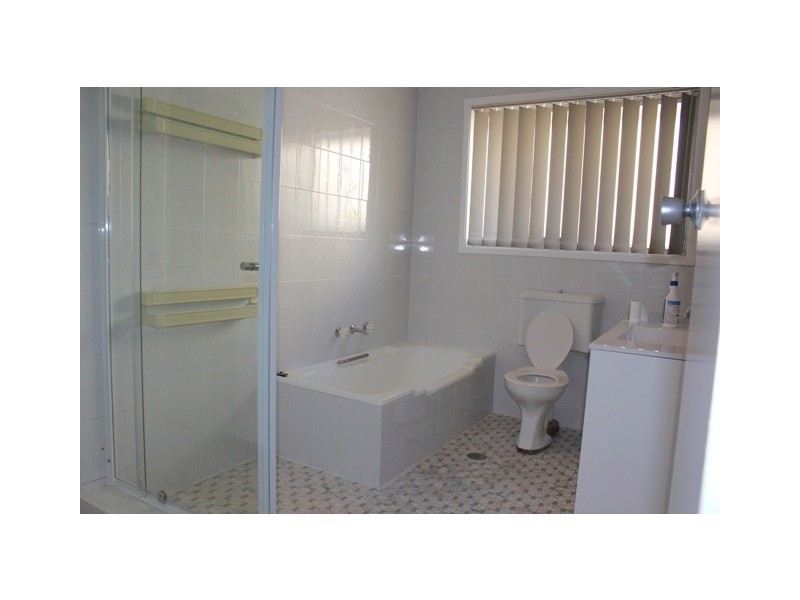 16 Curtis Crescent, Moorebank NSW 2170