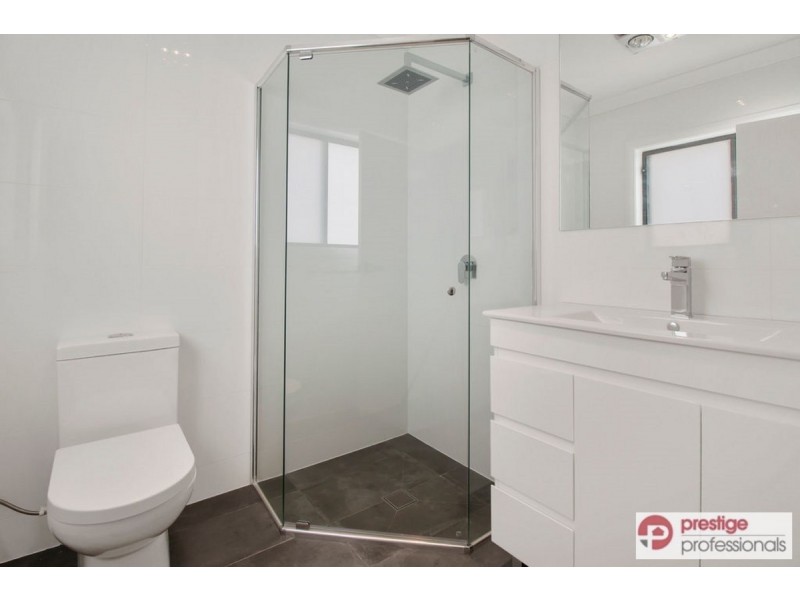 2/256 Epsom Road, Chipping Norton NSW 2170