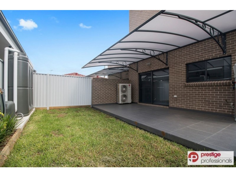 2/256 Epsom Road, Chipping Norton NSW 2170